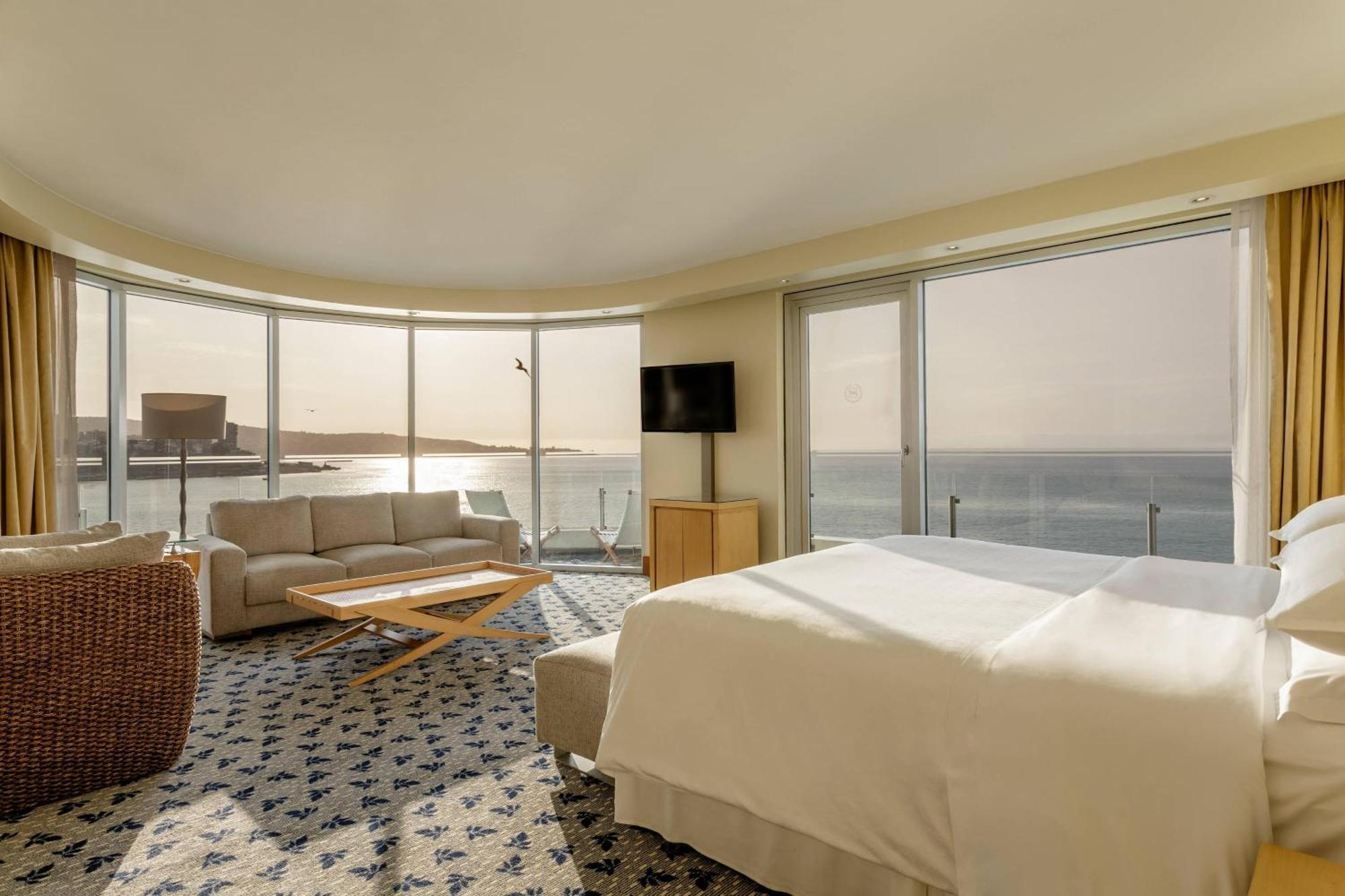 Sheraton Miramar Hotel & Convention Center Винья-дель-Мар Экстерьер фото A suite at the Hilton Tel Aviv