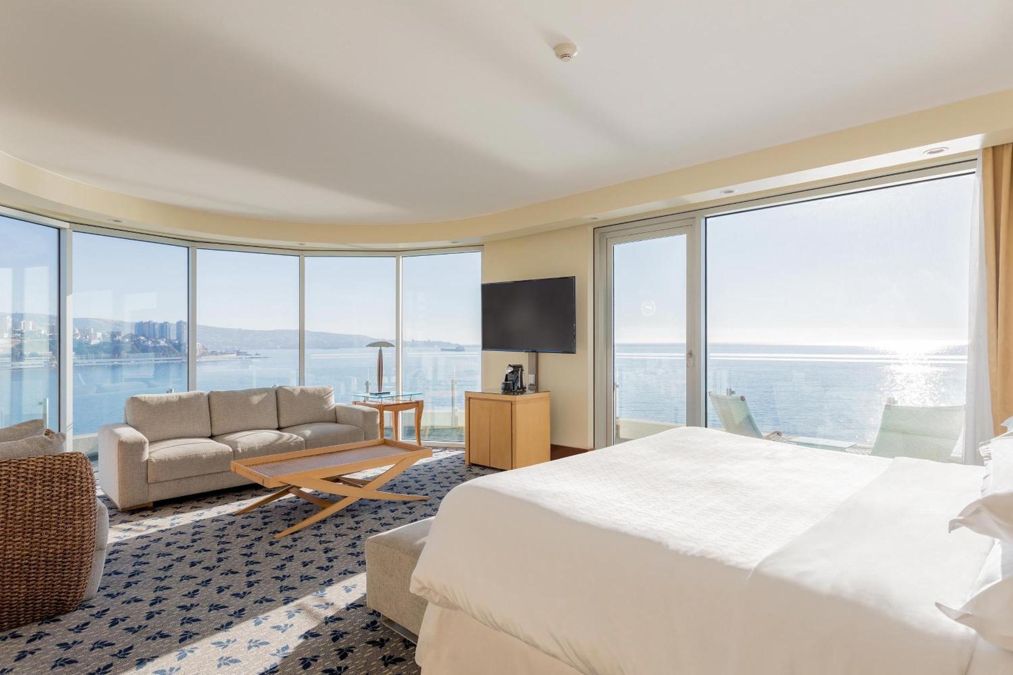 Sheraton Miramar Hotel & Convention Center Винья-дель-Мар Экстерьер фото A bedroom at the InterContinental San Francisco