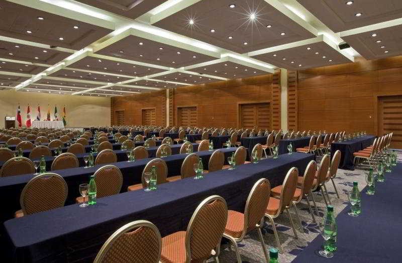 Sheraton Miramar Hotel & Convention Center Винья-дель-Мар Экстерьер фото The conference room of the European Economic and Social Committee